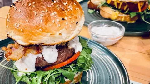 Bubalus Burger Bar in Trogir