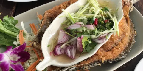 Reur Lae Lay Restaurant