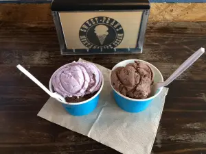 Sweet Peaks - Homemade Ice Cream