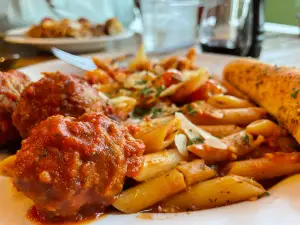 Basil Leaf Cafe