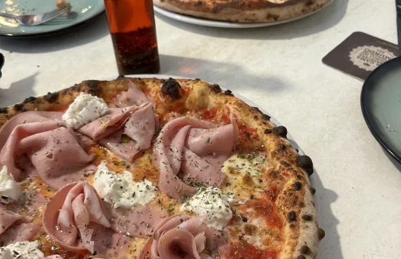 Suky pizza