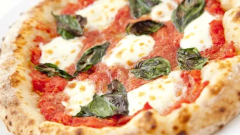 Wine & Pizza 58 Bar in 온나