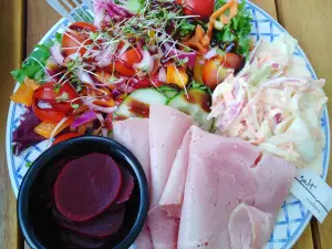 Sara's Tearoom