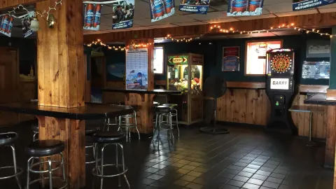 Castaway's Waterfront Bar and Grill in Evans