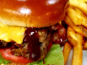 Paddy's Hollow Restaurant & Pub