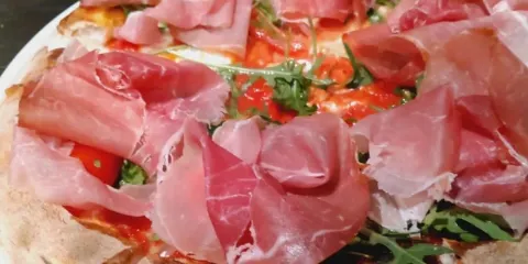 E-quattro Pizza Genuine