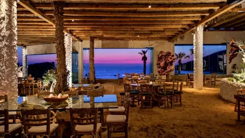 EREGO Beach Bar & Restaurant in イオス島