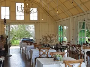 Jolly Cafe Khao-Kho