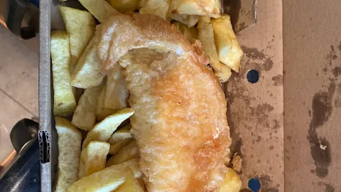 Oasis Fish and Chips in 坎伯諾爾德