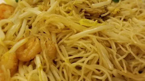 Gourmet Village in 米爾布雷