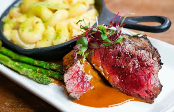 Tonto Bar & Grill