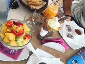 Milors Cafe