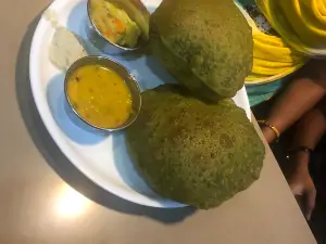 Sri Saravana Bhavan's Aasai Dosai