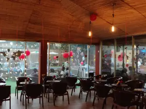 Bamboo Lounge - Collage (Ikeja GRA)