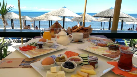 Piatsa Michalis in Thasos