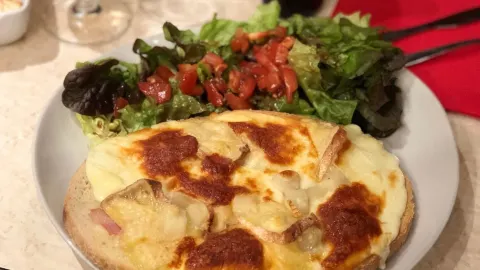 Crêperie L'Instant in Кан