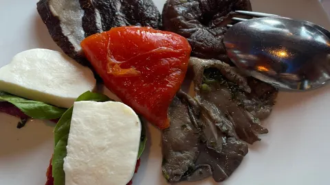 BV Tuscany Restaurant in Teaneck