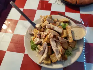 Greek's Pizzeria