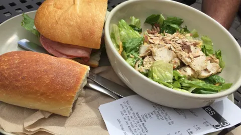 Panera Bread in 허시
