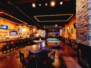 The Lodge Sports Bar & Grill