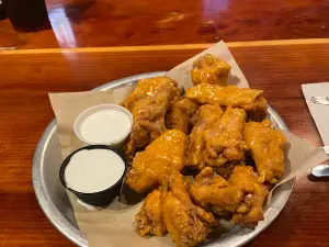 Hooters