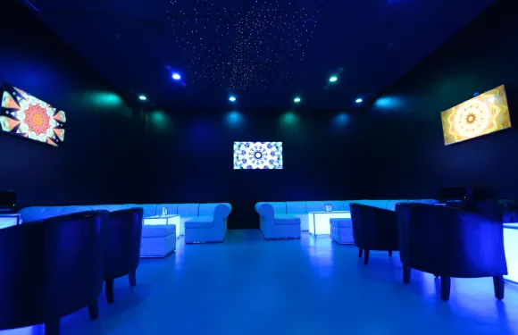 Midnight Hookah Lounge