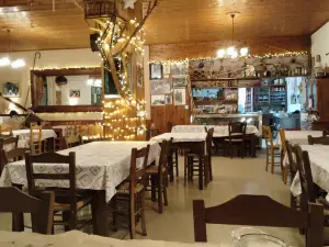 O Stavros Grill