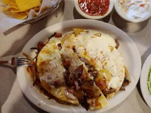 Tres Hermanos Nunez