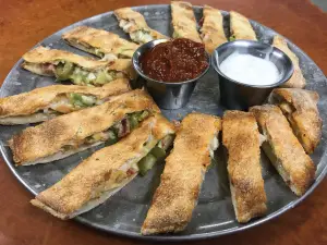 Reeds Spring Pizza Co & Sports Lounge