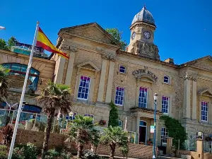 El Puerto Restaurant