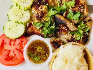 Riverwalk Thai Food