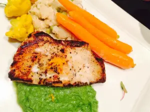 The Countrypolitan Bar & Kitchen