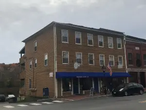 Wrapped Up Coffee House - Hallowell