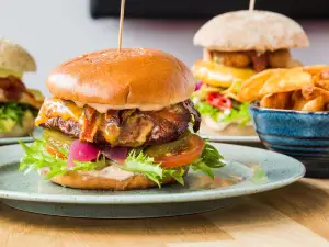Mauritz - The Burger Café