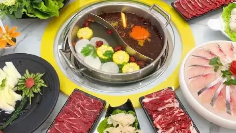潮汕荟·生鲜牛肉·自助火锅(中强光年店) in 신미