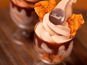 Lindt Chocolat Cafe, Mitsui Outlet Park Iruma