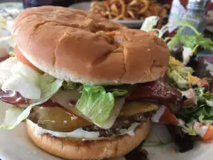 Double D's Cafe