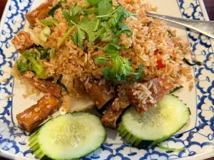 Thai Unique