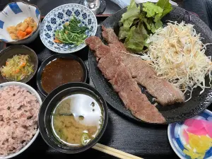 Ninkaku Shokudo (Ninja Restaurant)