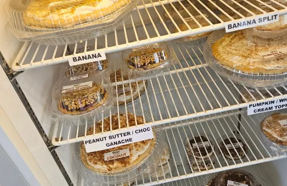 Olive's Pastry At The Pie Barn