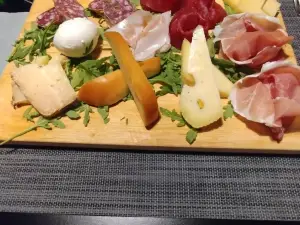 RADICA PIZZA CUCINA SALOTTO