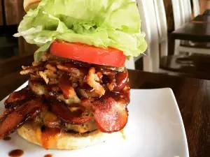 Burger Bear Diner