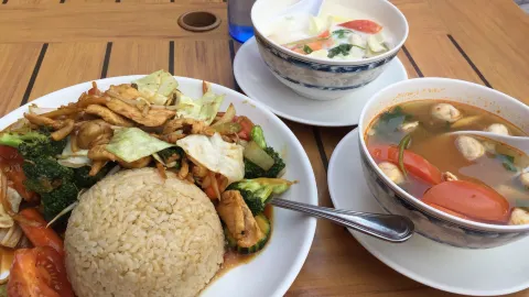 Thai Plate in แจ็กสัน