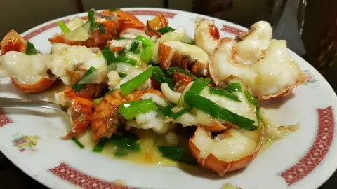 Wu's Chopsticks Seafood Restaurant in Suva
