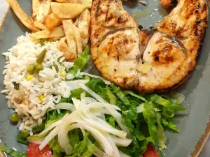 Nikos Taverna