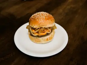 Cidadão do Mundo Burgers & Arts
