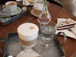 Cafe la Fee