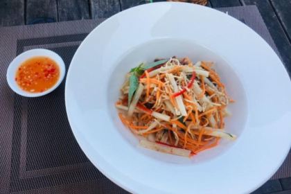 Chuon Chuon Bistro &  Bar