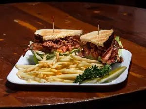 Buckett's Wings & More