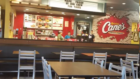 Raising Cane's Chicken Fingers in Conroe